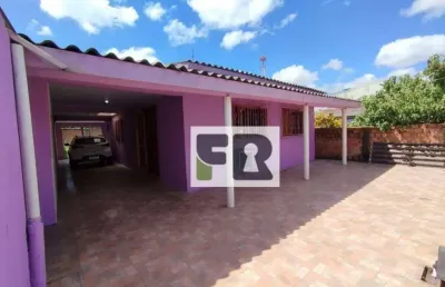 Excelente casa muito ampla de 3 dormitórios c/ 1 suíte, c/ 3 vagas de garagem coberta, maria regina alvorada rs.