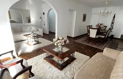 (1) excelente apartamento amplo com 3 sacadas, suíte e elevador