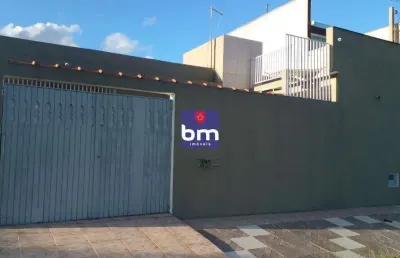 Casa à venda em peruíbe, centro, com 3 quartos, com 89 m²