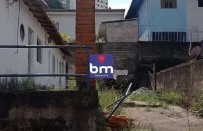 Casa à venda em taboão da serra, jardim monte alegre, com 2 quartos, com 100 m²