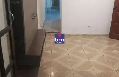 Casa para alugar, com 2 quartos, com 70 m², residencial rodrigues