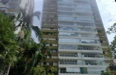 Apartamento alto padrão em excelente localização! 281m² 4 dormitórios!