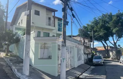 Casa com 8 quartos para alugar na Vila Nivi, São Paulo 