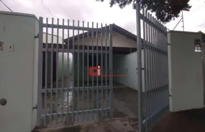 Casa com 2 dormitórios para alugar, 90 m² por r$ 2.160,00/mês - jardim europa - jaguariúna/sp