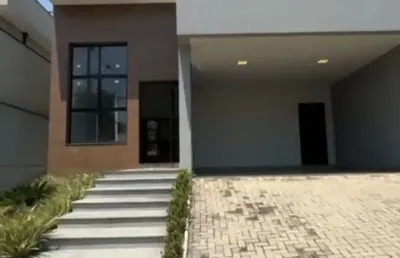 Lindíssima casa á venda no condomínio vita verde em valinhos