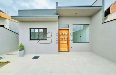 Casa com 3 quartos à venda na Rua dos Lírios da Paz, 992, Caetetuba, Atibaia