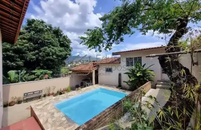 Casa com 3 quartos à venda na Avenida Presidente Vargas, 10, Jardim do Lago, Atibaia