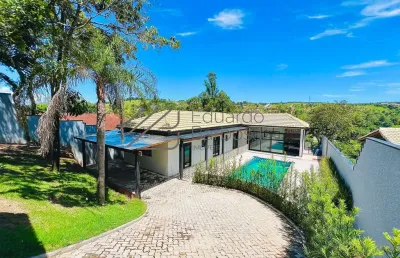 Casa com 3 quartos à venda na Estrada da Mantiqueira, 20, Jardim Estância Brasil, Atibaia