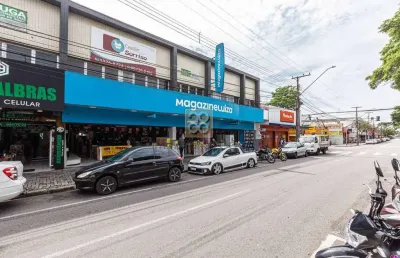 Conjunto comercial - av marechal floriano peixoto, 5899 - hauer - curitiba - pr