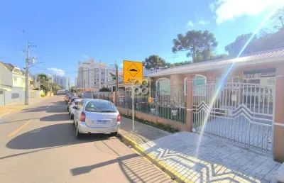 Casa - r capitao tenente maris de barros, 80 - portão - curitiba pr