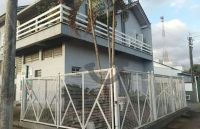 Casa com 5 dormitórios à venda, 533 m² por r$ 1.800.000,00 - avenida - santa cruz do sul/rs