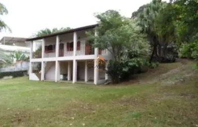 Chácara de luxo em condomínio - 4 quartos, 1 suíte, 3 salas, 3 banheiros, 2 vagas - 300m² em jundiaí-sp, bairro castanho