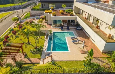 Casa no condomínio condomínio campo de toscana para venda com 4 quartos, sendo 4 suítes, 646.59m²