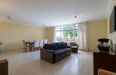 Versátil casa tipo para venda em jardim leonor com 4 quartos, sendo 1 suíte, 294m²