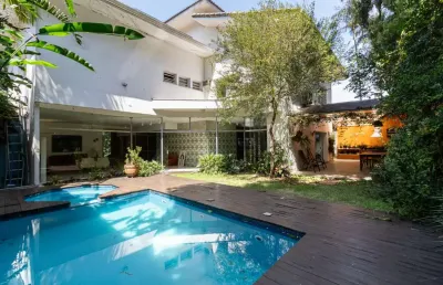 Aconchegante casa tipo para venda em alto de pinheiros com 4 quartos, sendo 4 suítes, 480m²