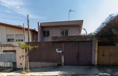 Elegante casa tipo para venda em moema com 3 quartos, sendo 1 suíte, 190m²