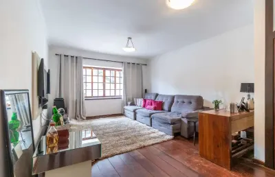 Sensacional sobrado para venda e locação em jardim regina com 3 quartos, sendo 1 suíte, 273m²