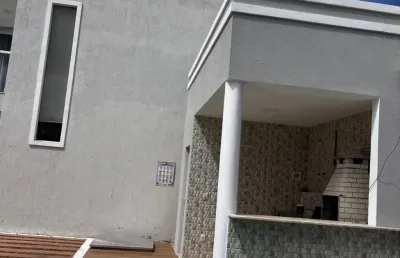 Casa em condomínio fechado com 3 quartos para alugar no Buraquinho, Lauro de Freitas 