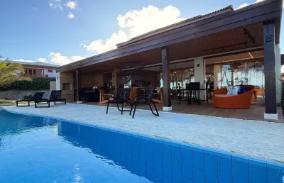 Casa em condomínio fechado com 5 quartos à venda no Buraquinho, Lauro de Freitas 