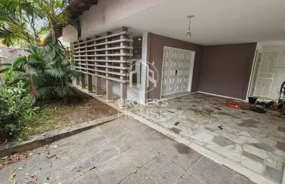 Casa linear à venda no bairro de lourdes, vitória, es
