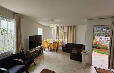 Casa com 4 quartos à venda na Rua Áureo Poli Monjardim, Fradinhos, Vitória
