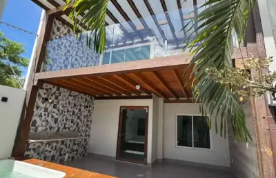 Casa à venda em guarapari-es, na praia do morro: 4 quartos, 1 suíte, 2 salas, 3 banheiros, 2 vagas de garagem, 242m².