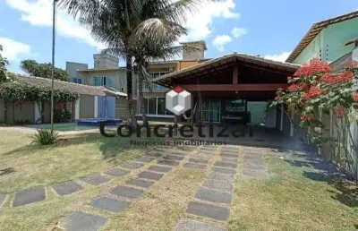 Imperdível oportunidade de adquirir uma casa com 4 quartos, 1 suíte, 2 salas, 2 banheiros, 2 vagas de garagem e 263,00m² em nova guarapari.