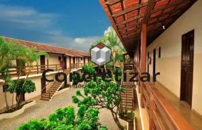 Casa comercial com 3 salas à venda na Rua Josias Cerutti, 142, Praia do Morro, Guarapari