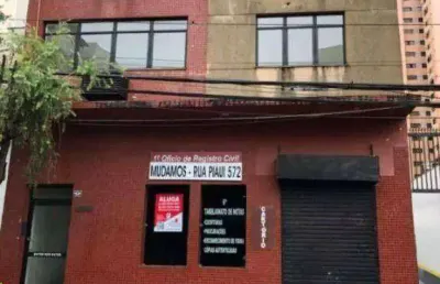 Sala comercial com 3 salas para alugar na Rua Pio XII, Centro, Londrina