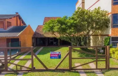 Casa com 4 quartos à venda na Zona Nova, Tramandaí 