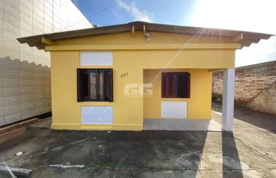Cidreira-rs casa em ótima localização, com anexo a poucos metros do mar.