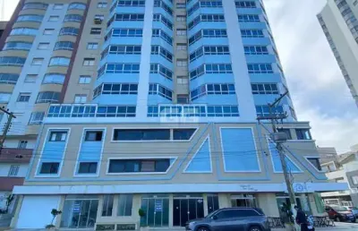 Cobertura exclusiva de 3 suites com vista para o mar, centro e lagoa