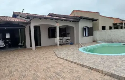 Tramandaí/rs -  execelente casa com piscina para venda!
