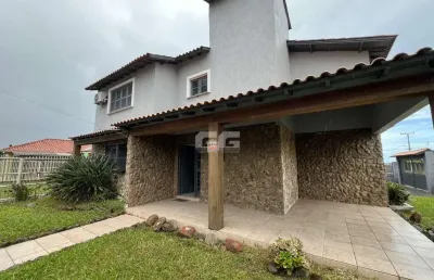 Cidreira - sobrado de alto padrão a venda pertinho do mar