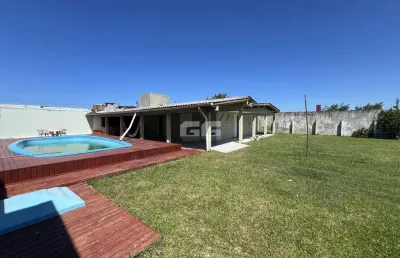 Casa com 3 quartos à venda na Rua José Antônio Bruno, 279, Sindipolo, Balneário Pinhal