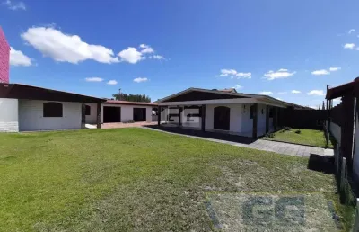 Cidreira/rs - casa com 5 dormitórios sendo 1 suite para venda