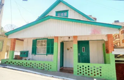 Terreno à venda na augusto daros, 200, centro, gramado por r$ 935.000