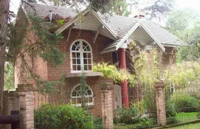 Casa com 5 quartos à venda na independência, 180, suzana, canela por r$ 1.900.000