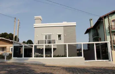 Casa com 2 quartos à venda na rua joão simplício, 456, centro, canela por r$ 788.000