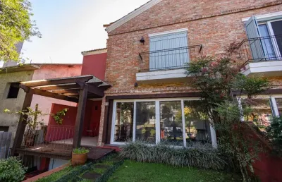 Casa em condomínio fechado com 3 quartos à venda na dos araçás, 195, reserva da serra, canela por r$ 2.050.000