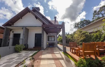 Casa com 3 quartos à venda na luiz gali, 378, parque das hortênsias, canela por r$ 1.300.000