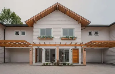 Casa em condomínio fechado com 2 quartos à venda na 1º de maio, 11111, várzea grande, gramado por r$ 750.000