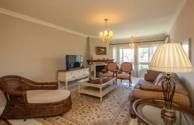 Apartamento com 2 quartos à venda na rua piratini, 135, bavaria, gramado por r$ 2.500.000