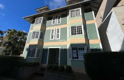 Sala comercial para alugar na augusto daros, 95, centro, gramado por r$ 3.800