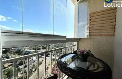Apto andar alto, 3 dormitórios, suíte, churrasqueira e duas vagas em garagem!