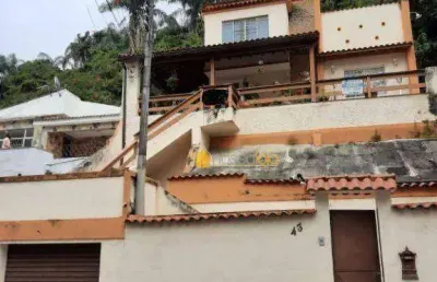 Casa com 3 quartos à venda na Rua Dionísio Erthal, 43, Santa Rosa, Niterói
