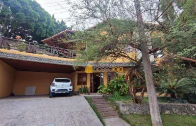 Casa condomínio 4 quartos, 2 suítes, dep empregada, 2 vagas carro cobertas, piratininga, niterói