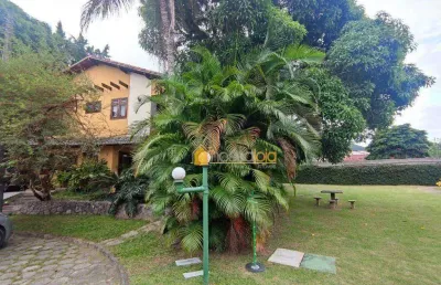 Casa condomínio 4 quartos, 2 suítes, dep empregada, 2 vagas carro cobertas, piratininga, niterói