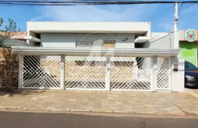 Casa (térrea na rua) 3 dormitórios/suite, cozinha planejada
