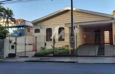 Casa (térrea na rua) 4 dormitórios/suite, cozinha planejada
